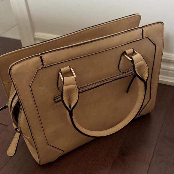 Tan Handbag - BNWT - Picture 6 of 6